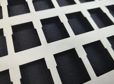 Декорирование ложемента искусственной кожей