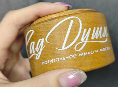 UV-DTF наклейка на свечу