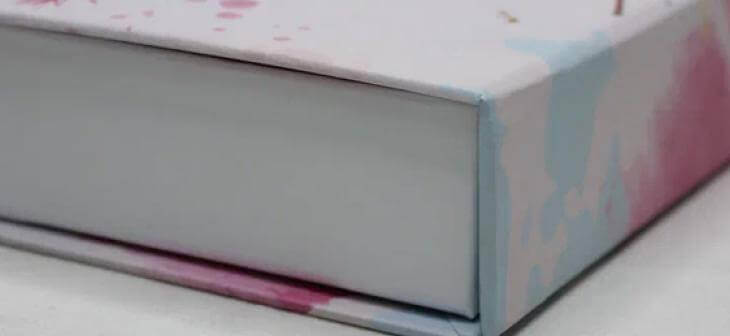 Коробки с магнитами