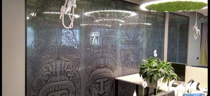 Печать на бронированных пленках